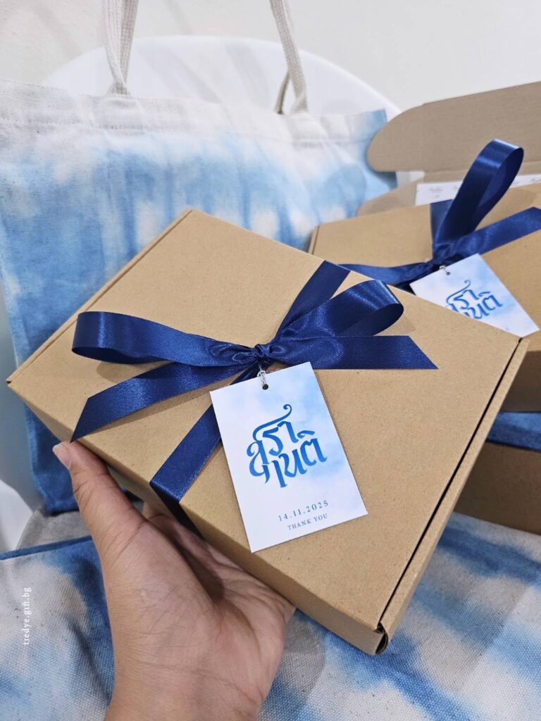 navy color is gift wedding